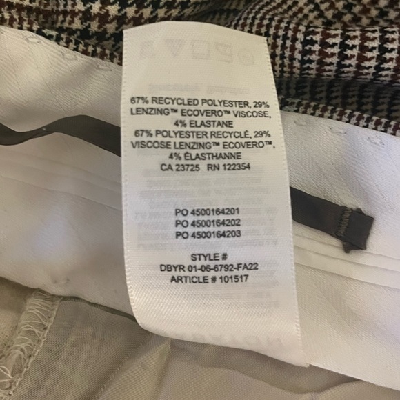 NWT Aritzia Babaton Pleated Pants in Beige Plaid - Picture 8 of 8